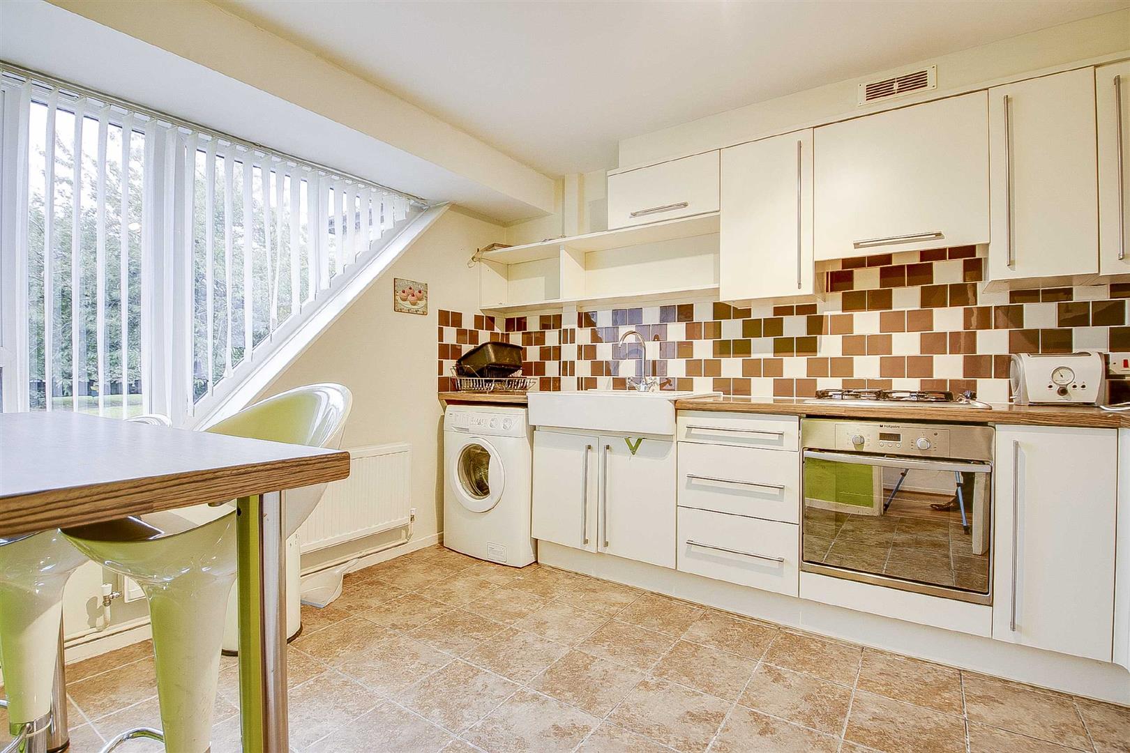 3 bed property in Engaine Drive, Milton Keynes